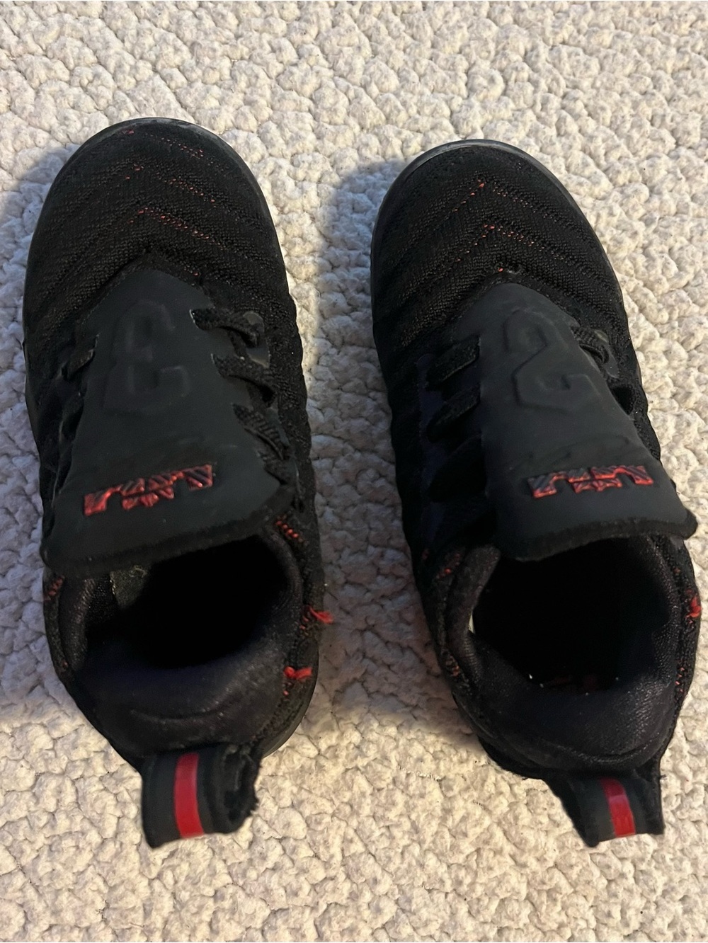 Nike LeBron XVI (TD) Black and Red Toddler Shoes - Picture 3 of 8